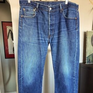 Levi’s 501 Men’s Jeans size 36x32 (31) blue denim